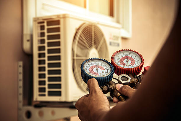 Professional Hvac Installation technician working in Bedford, MA